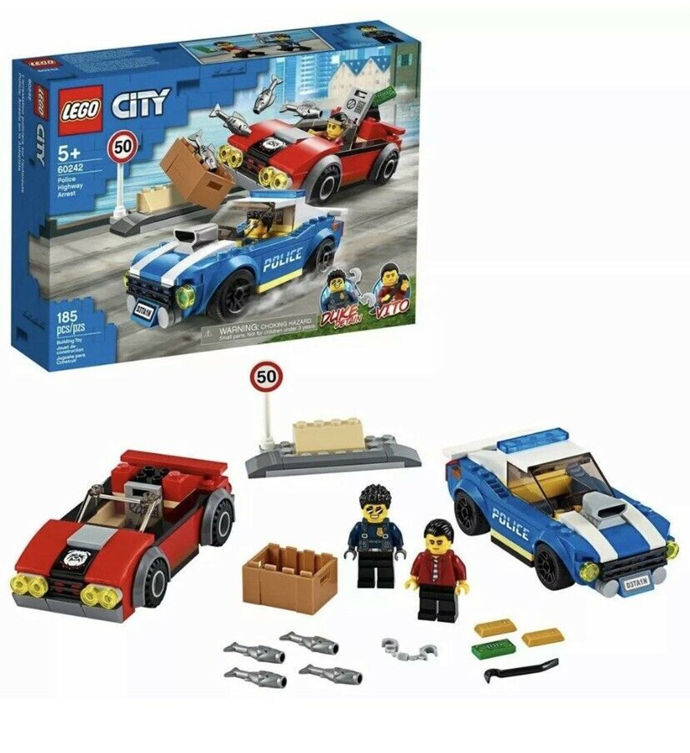 New LEGO City Set #60242 Police Highway Arrest w/ Duke Detain & Vito 185 pcs.